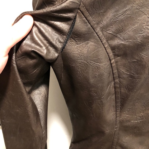 SOLD - Picture 5 of 6